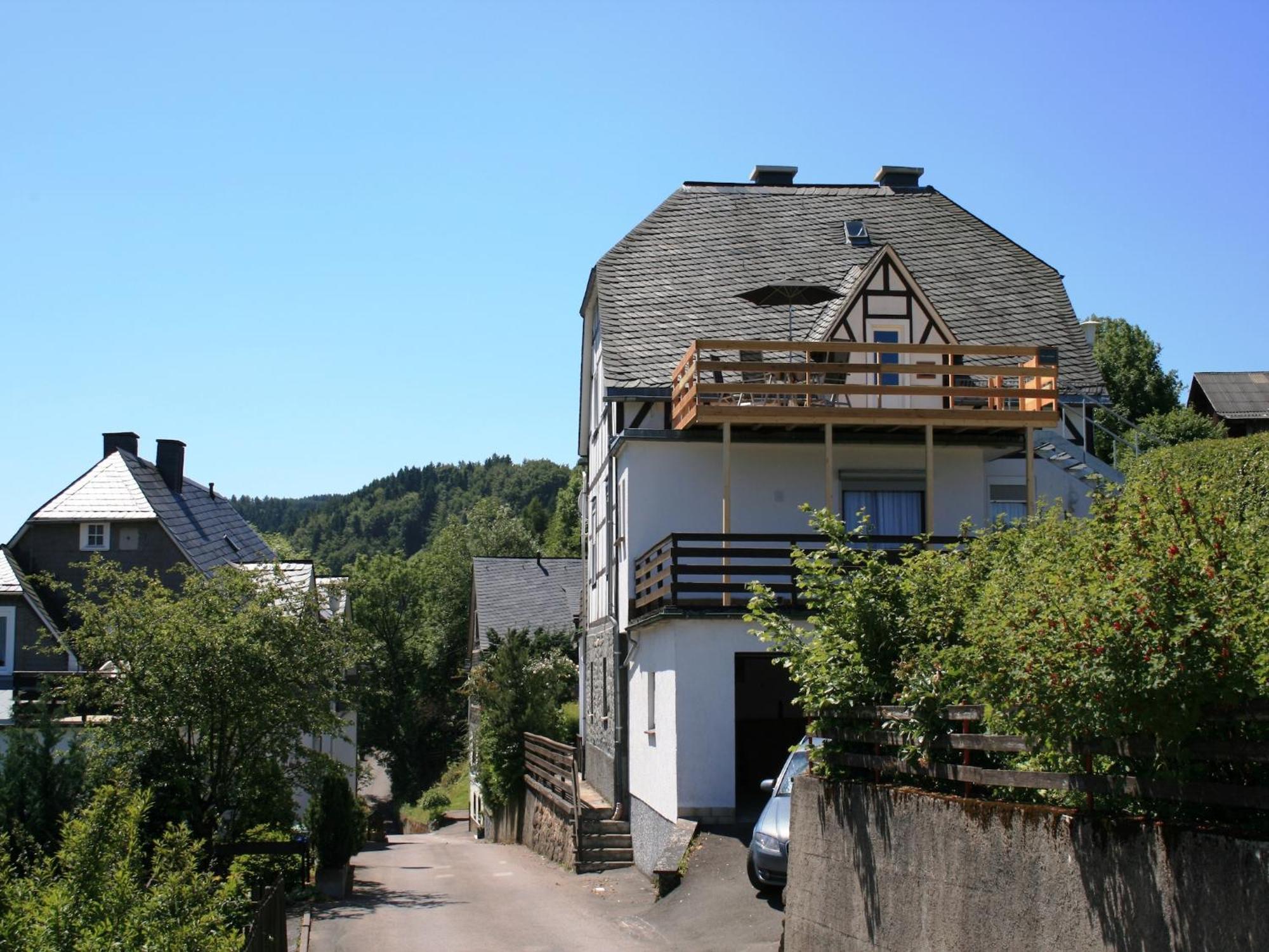 Cosy Apartment In Schwalefeld Near Willingen With Private Terrace Eksteriør bilde