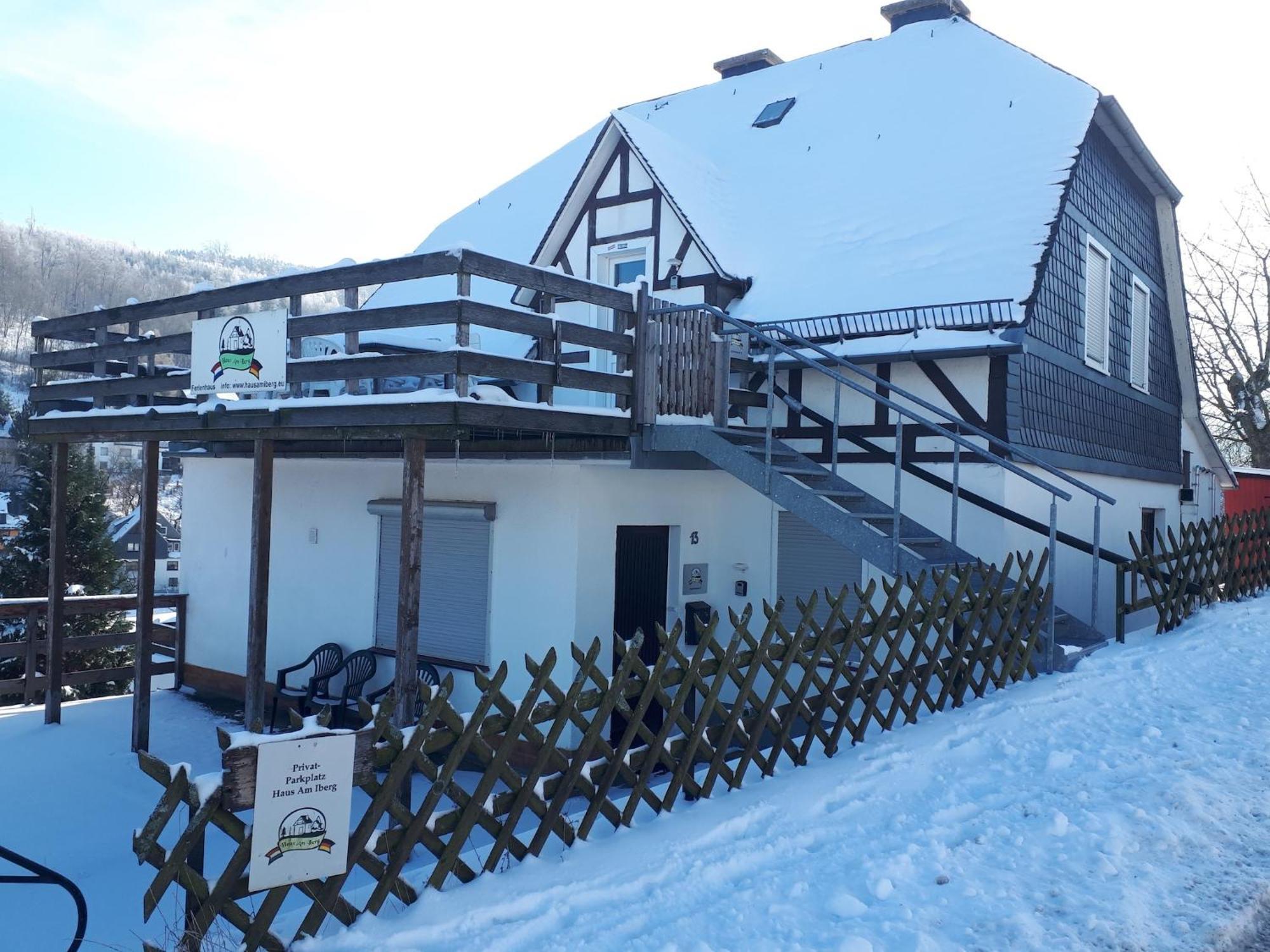 Cosy Apartment In Schwalefeld Near Willingen With Private Terrace Eksteriør bilde